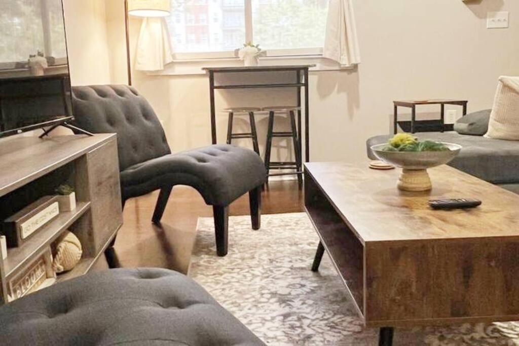 Apartament Townhouse In Uptown King Bed-Wi-Fi-Free Parking-Pool Charlotte Zewnętrze zdjęcie